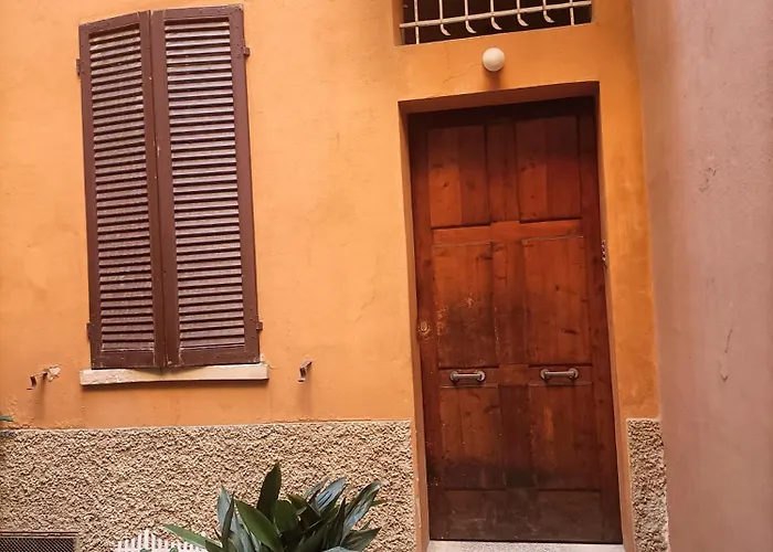 Casa Renata -charming Loggia Bologna